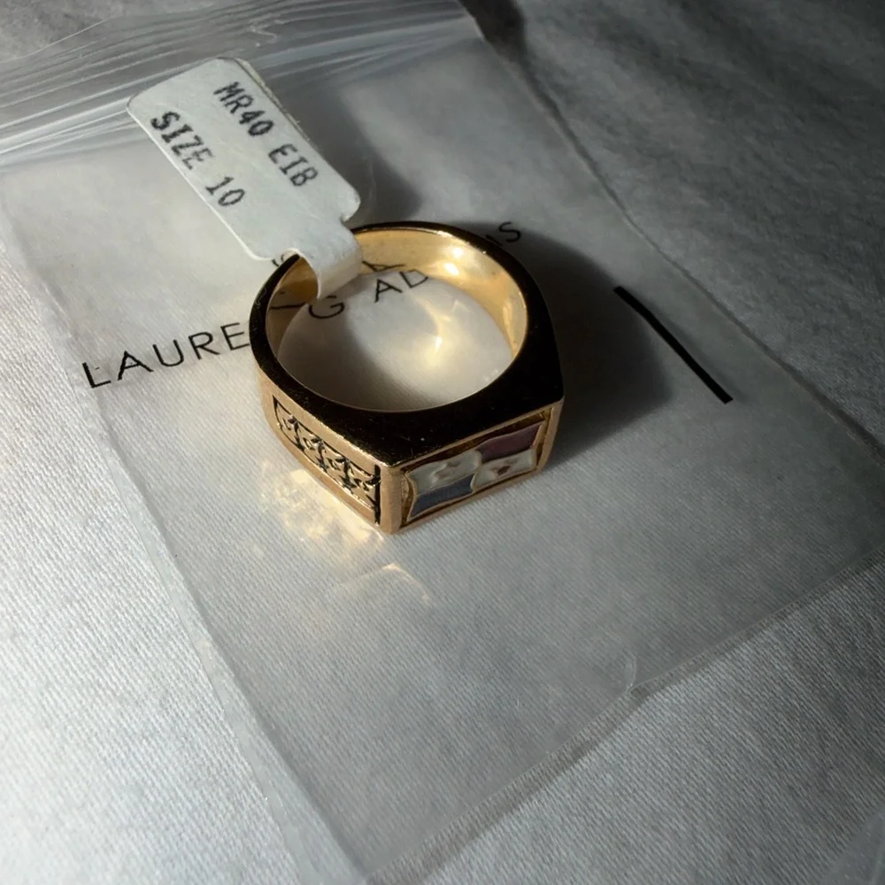Lauren G Adams this item
