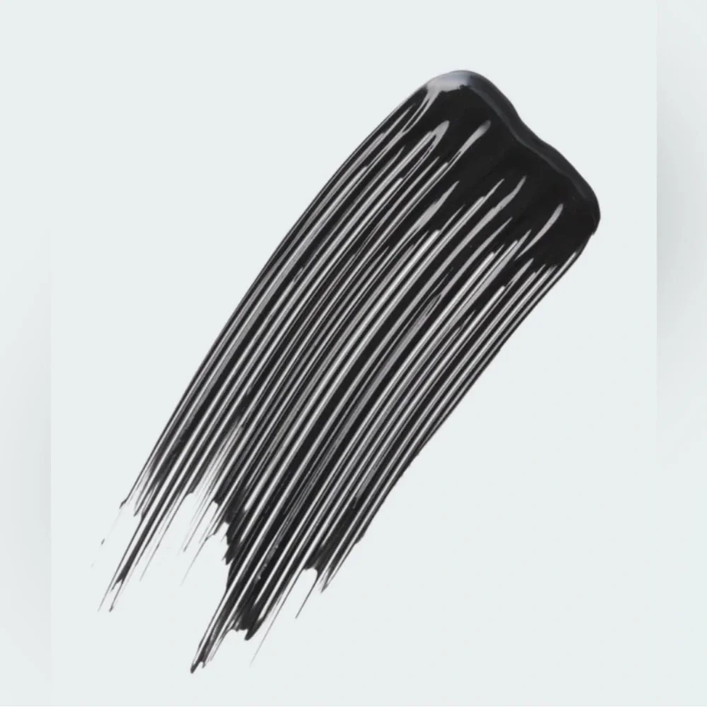 R.E.M. Beauty buildable black