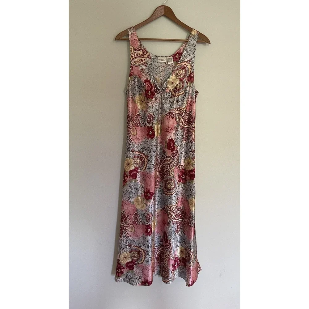 Delicates Satin Slip Nightgown‎ With Matching Robe. Medium. Pajama Set.