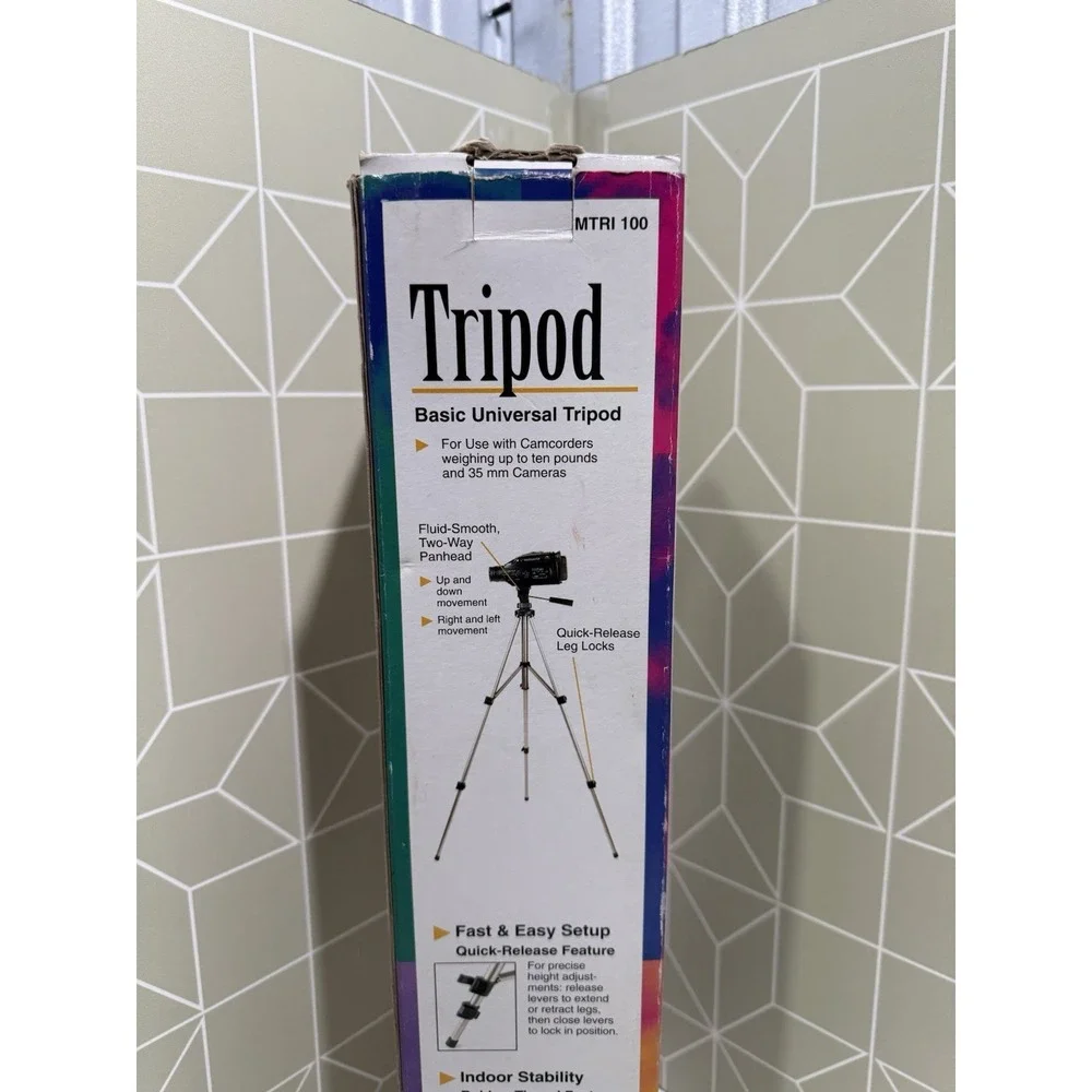 Magnavox universal tripod