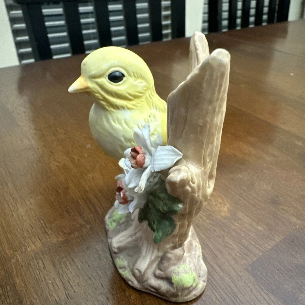 N/A yellow bird