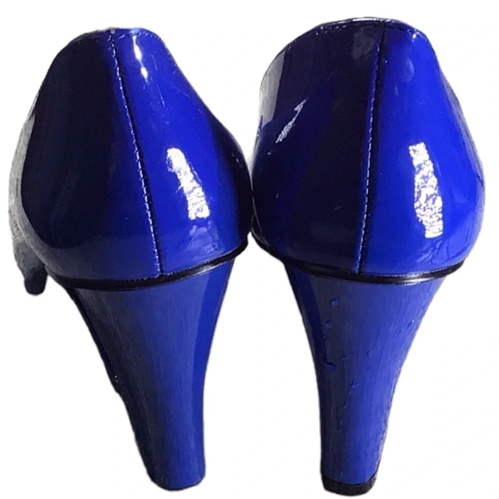 Bisou Bisou wedge 4”
