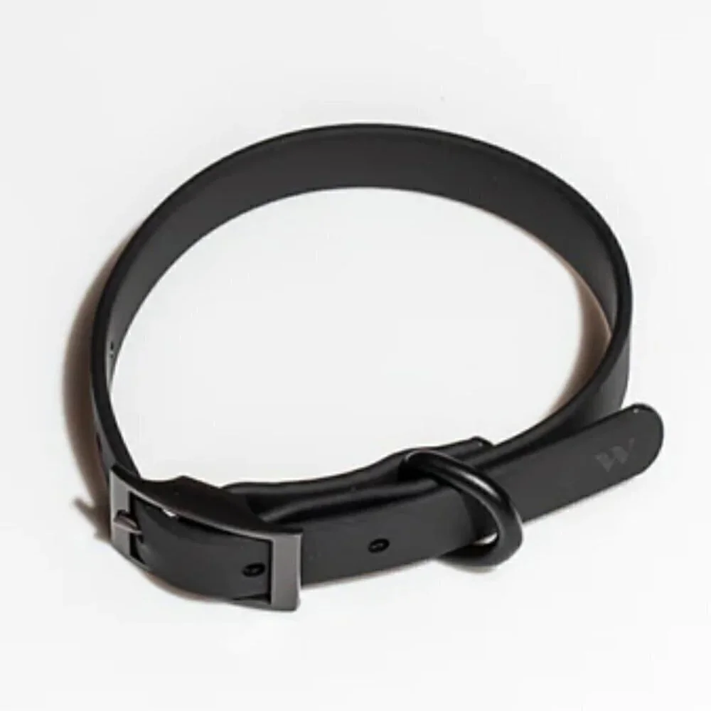 Wild One Black Dog Collar Size S
