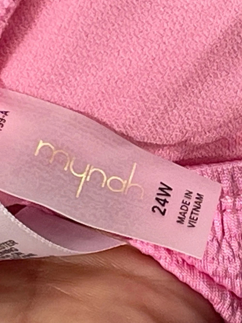MYNAH Women's Pink Halter Tankini Top with Keyhole Front SIZE 24W NWOT