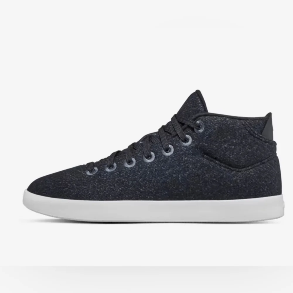 allbirds heathered black