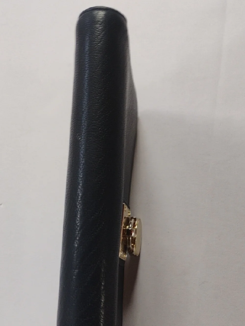 Michael Kors zip around