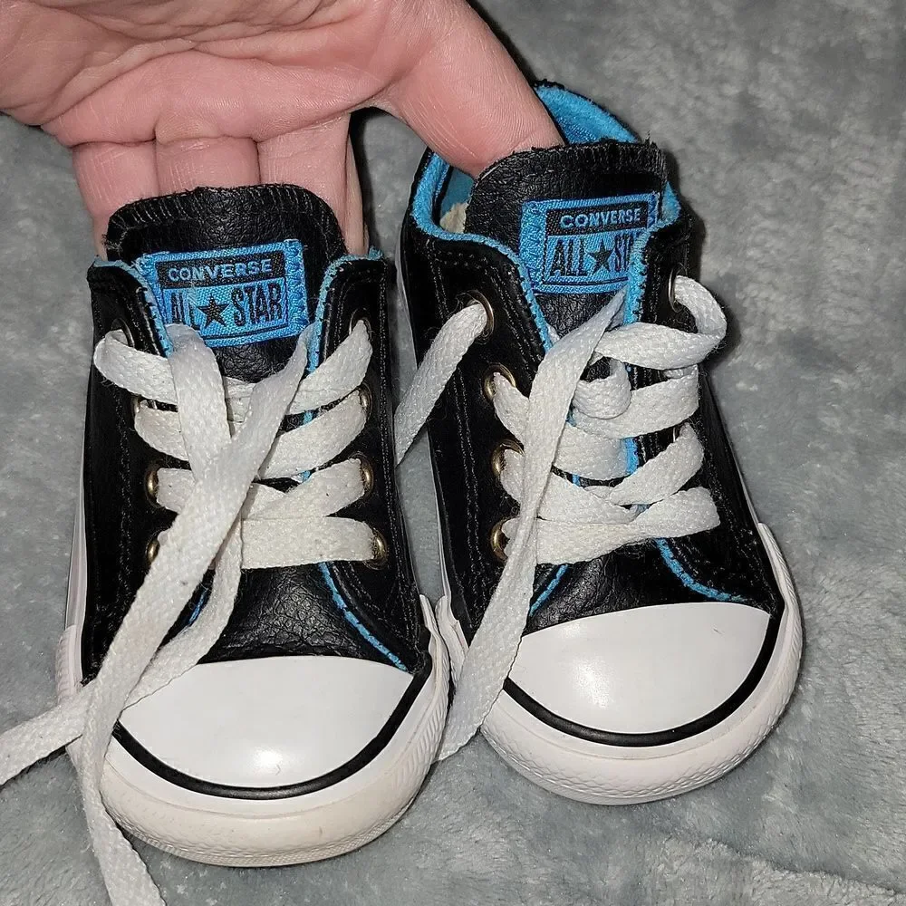 Converse all stars