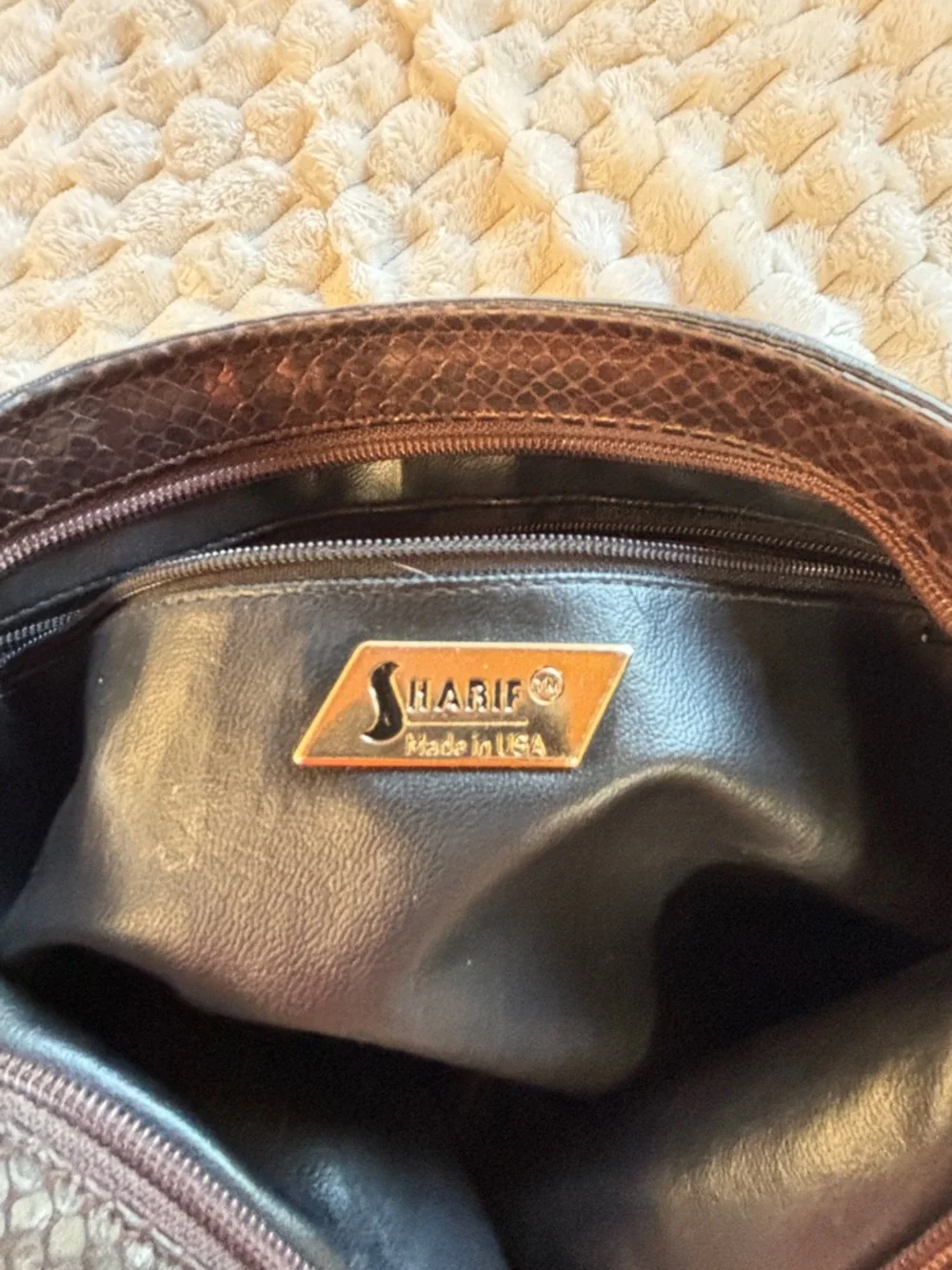 Sharif USA supple minor