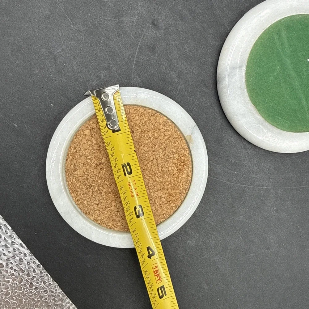 The Unbranded Brand vintage round