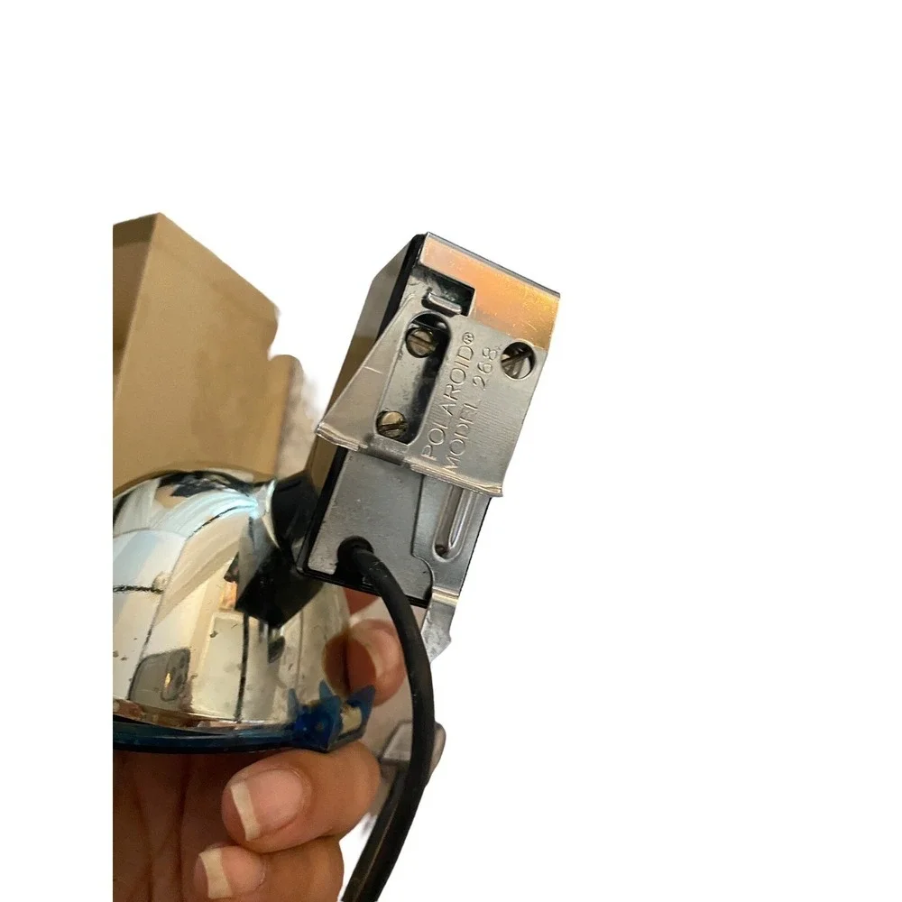Polaroid 268 flash