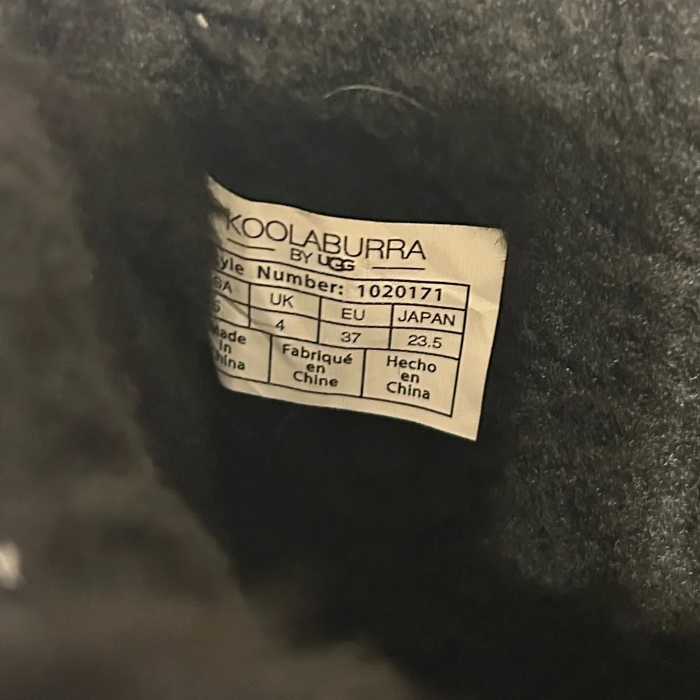 Koolaburra chic black