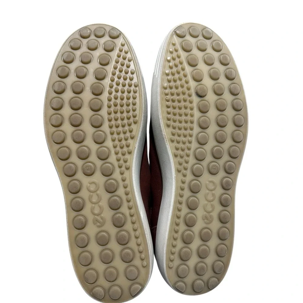 Ecco product pair