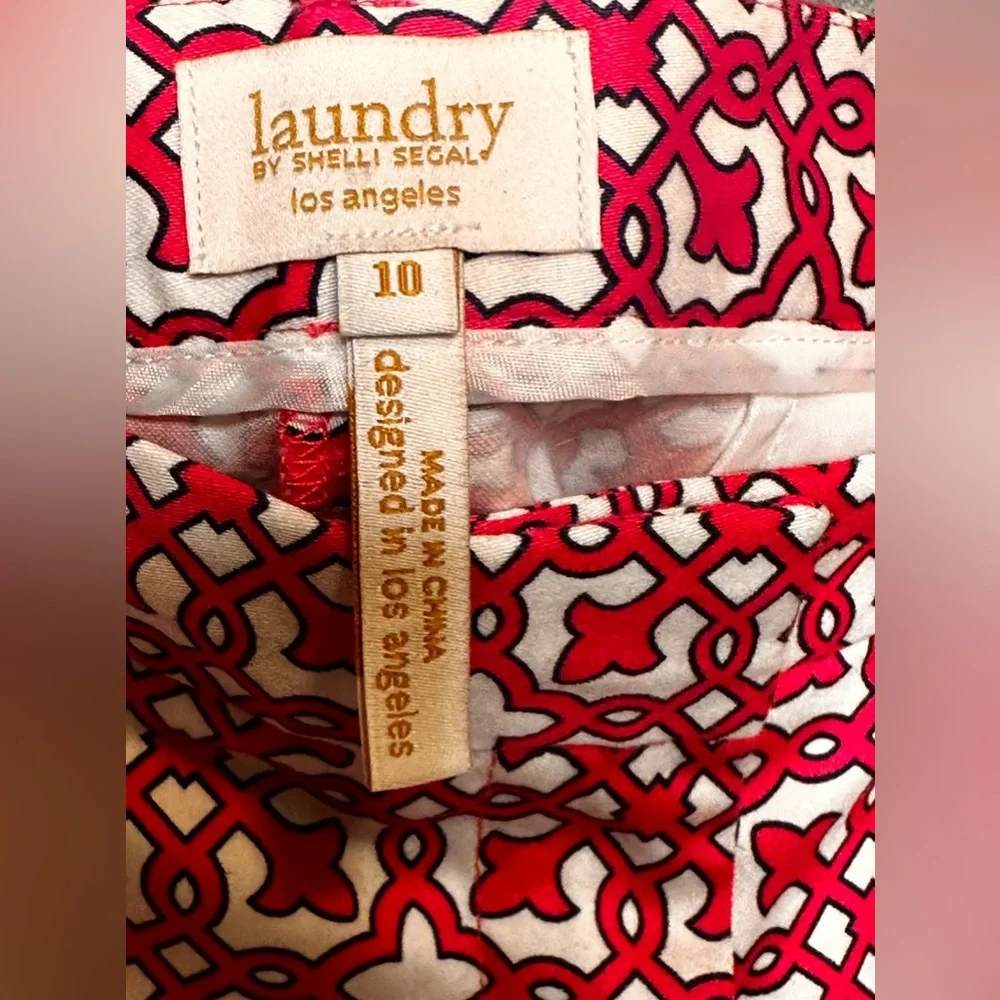 Laundry By Shelli Segal no fit