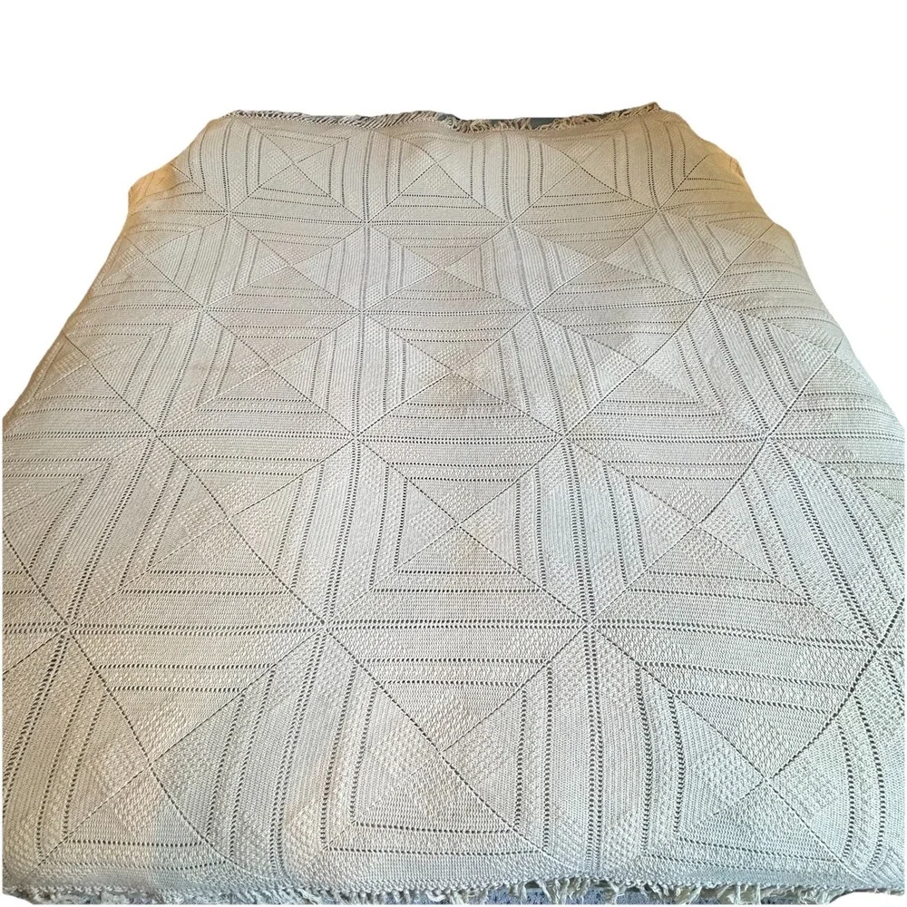 Historic Charleston Handmade Ecru Crochet Cotton QUEEN Blanket Star Popcorn Boho