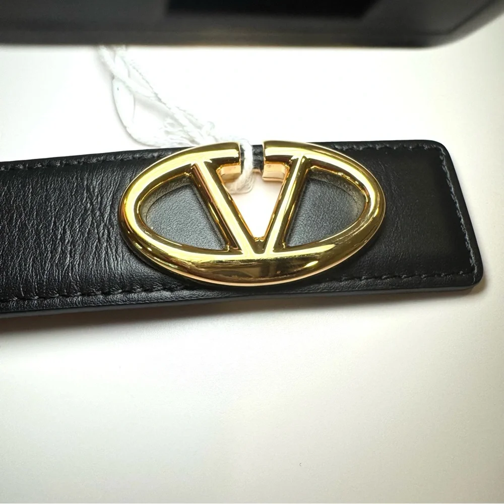Valentino Garavani nwt valentino