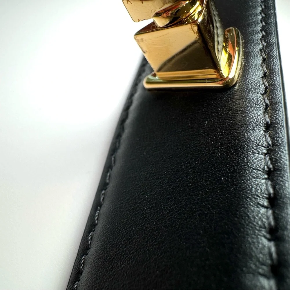 Valentino Garavani nwt valentino
