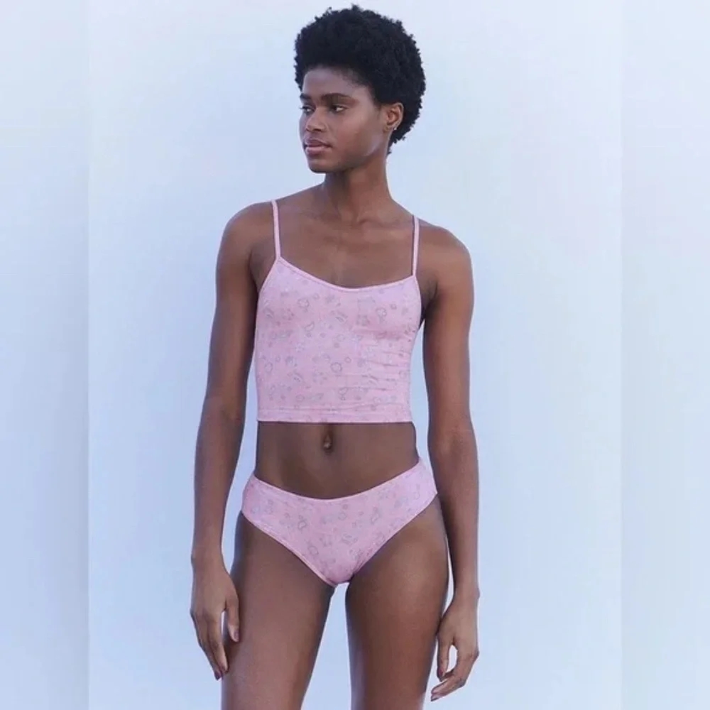 Frankies Bikinis new without