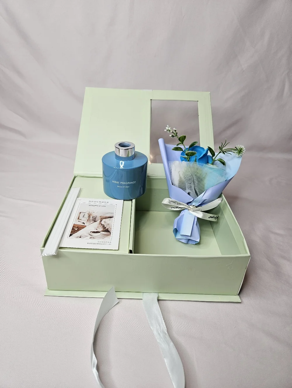 The Unbranded Brand blue ocean