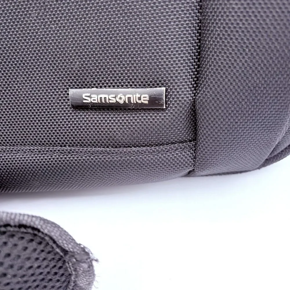 Samsonite includes signs