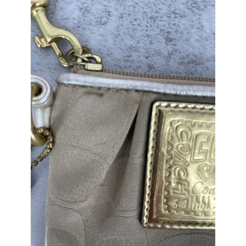 Coach signature jacquard