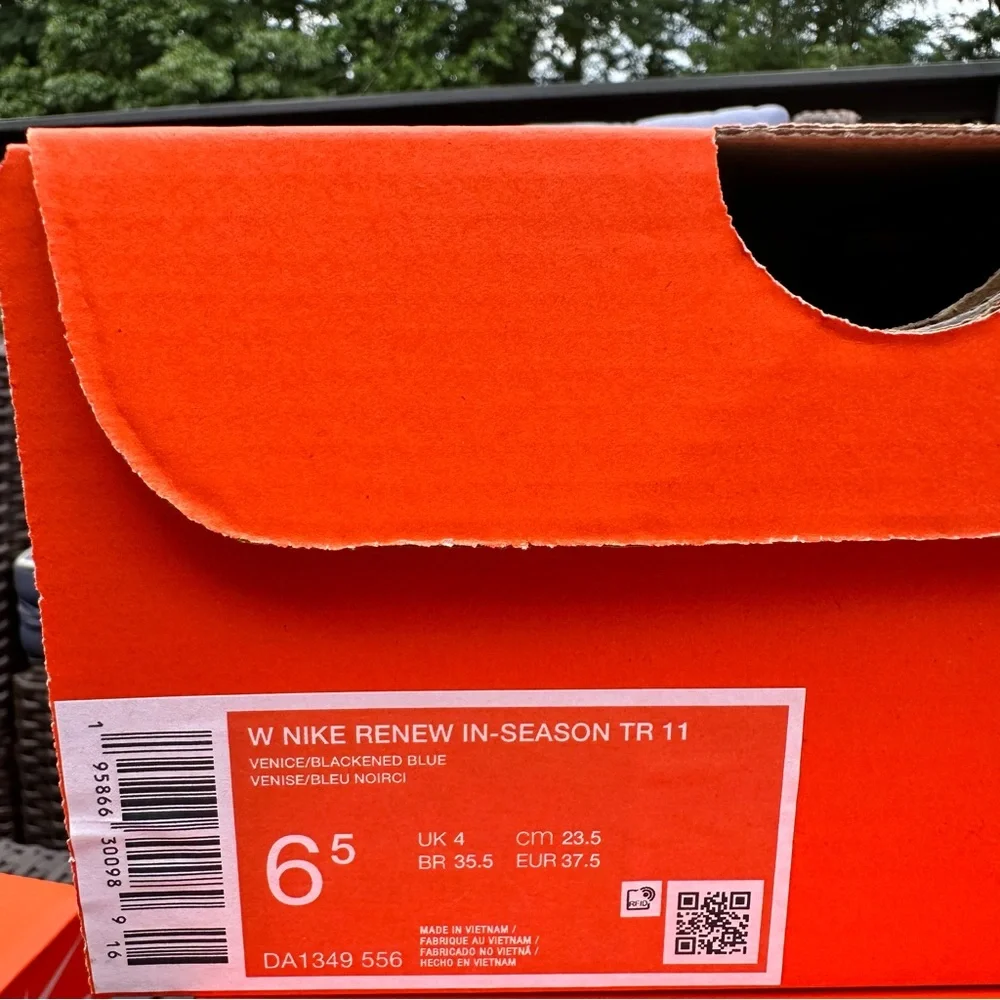 Nike renew season