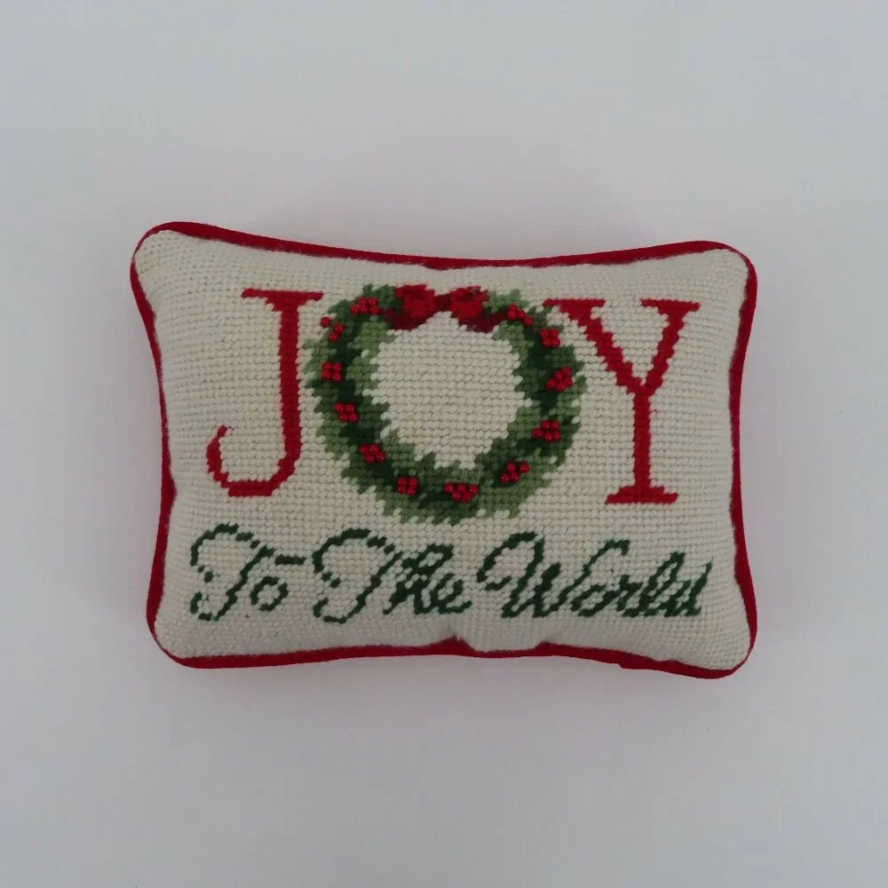 Joy To The World Needlepoint Pillow 8.5in x 6in Wreath Berries Christmas Holiday