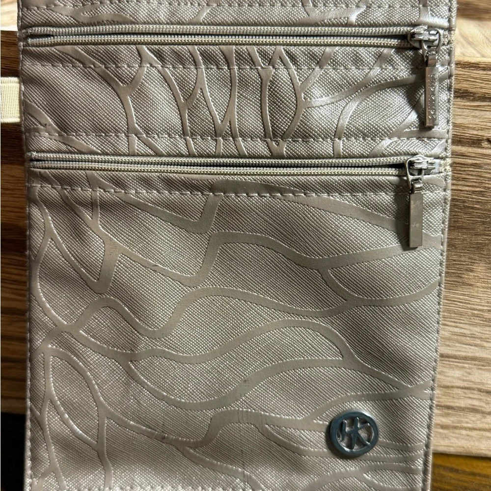 Hipklips two zippered