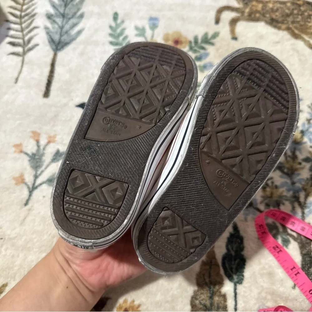 Converse accents active