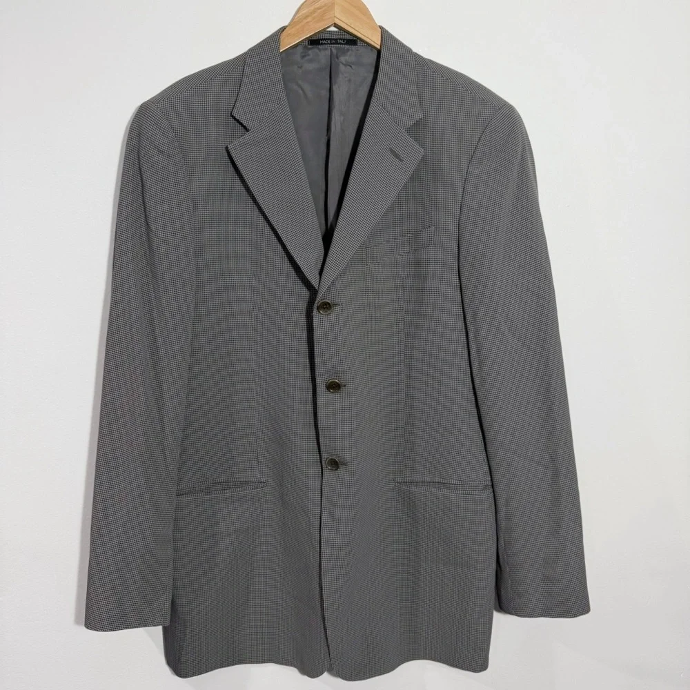 Armani Collezioni Men's Gray Plaid Wool 3‎ Button Sport Coat Size 42 Long