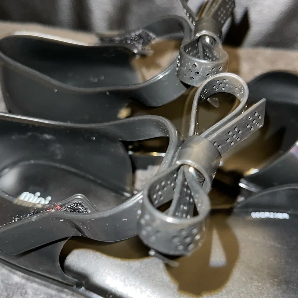 Mini Melissa stylish black