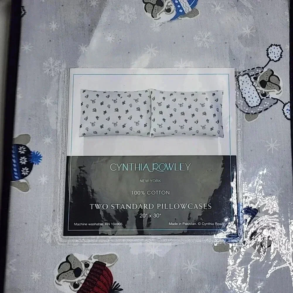 Cynthia Rowley fitted pillowcases
