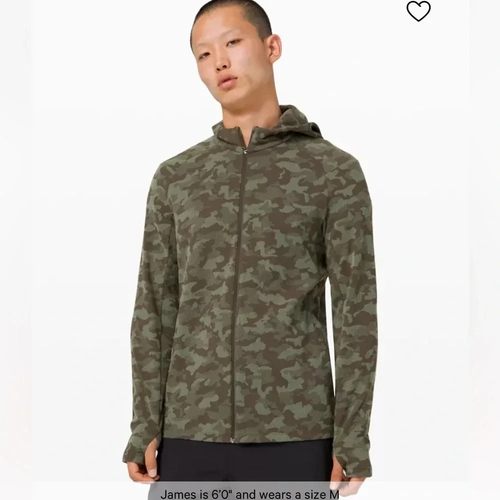 lululemon athletica excellent size