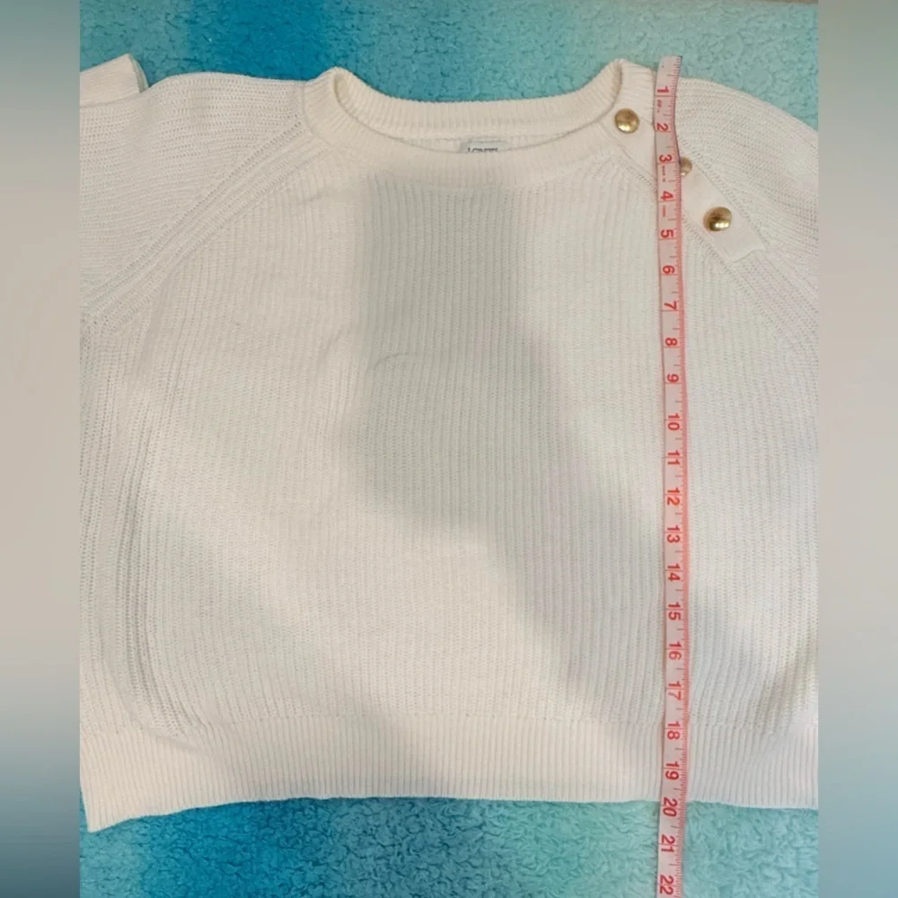 🔥J. Crew White Button-Detail Women's Sweater🔥