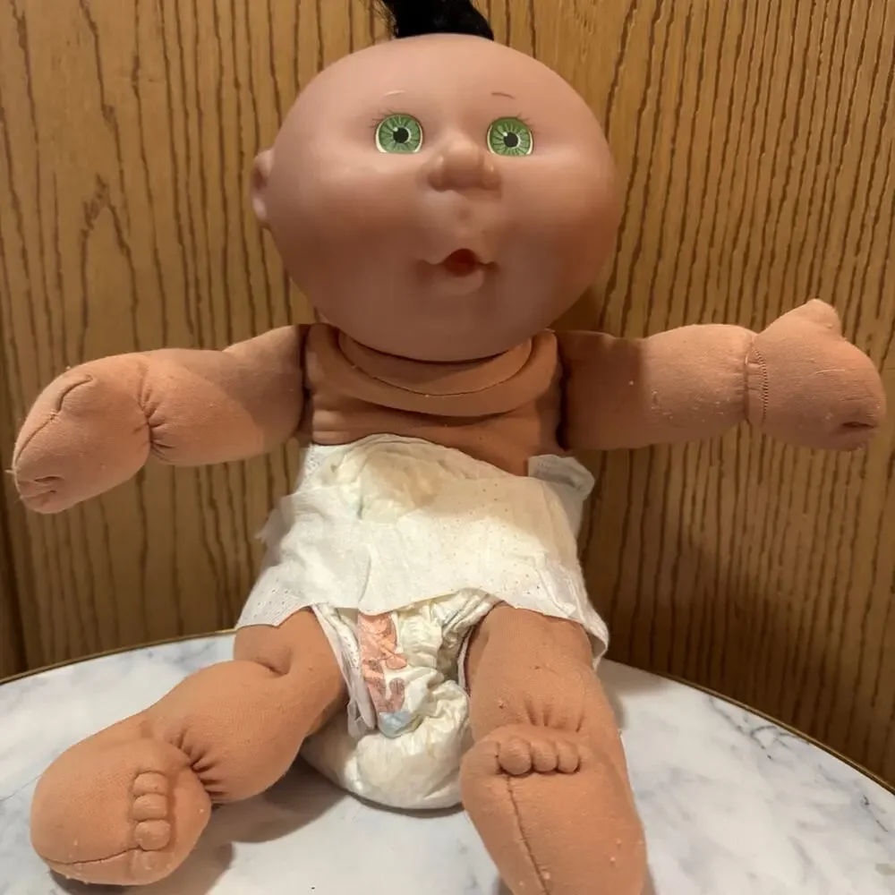 Cabbage Patch Kids has lots