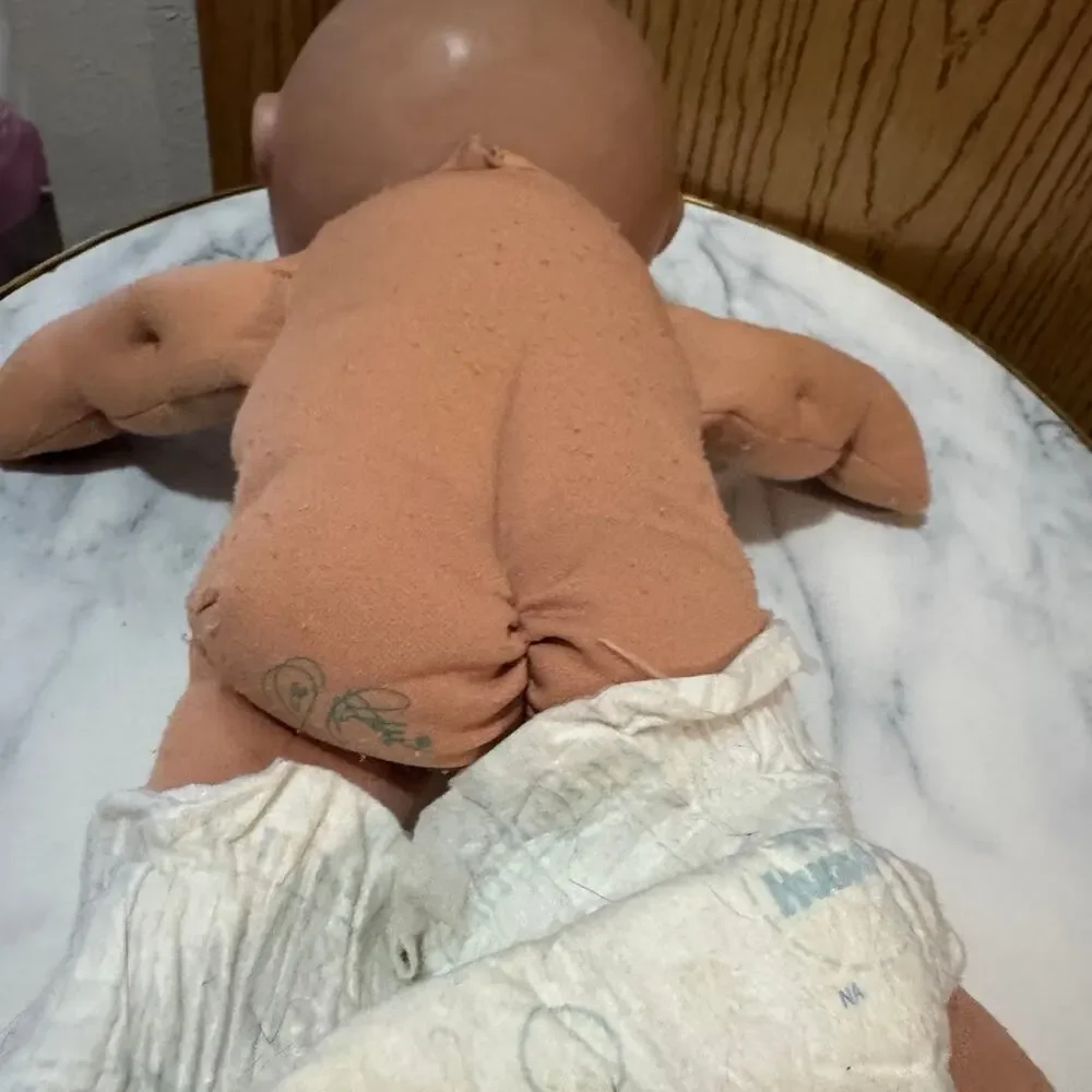 Cabbage Patch Kids has lots