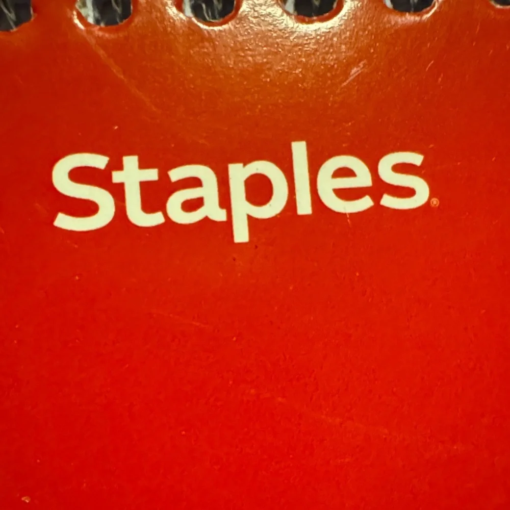 Staples 📝 brighten