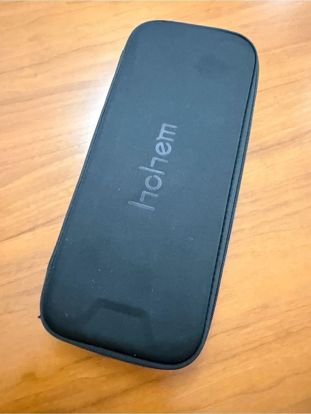 hohem black smartphone