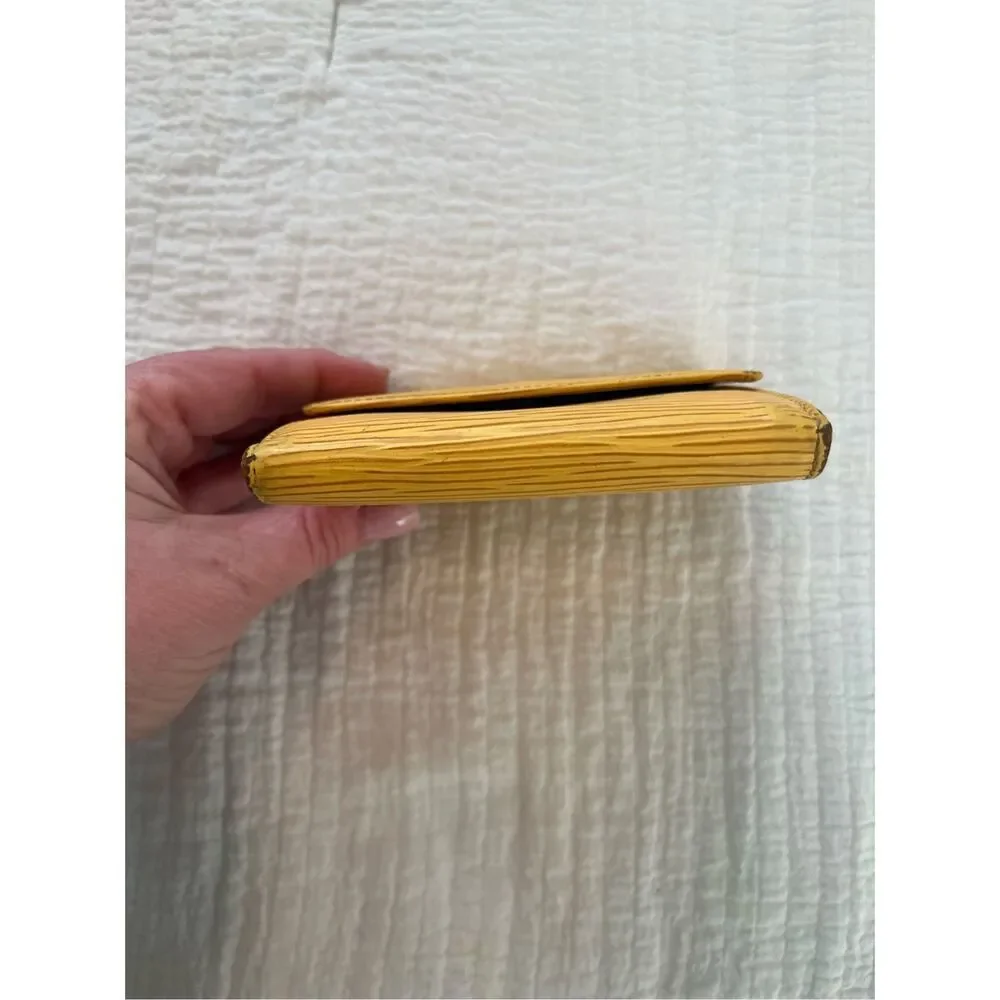 LOUIS VUITTON Epi Portefeuille Elise Wallet Yellow LV Authentic