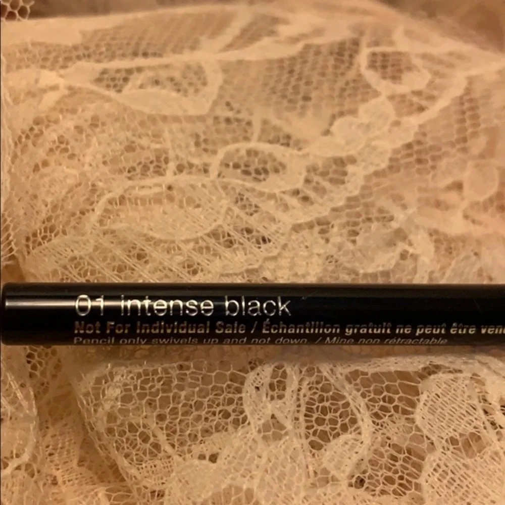 clinique quickliner