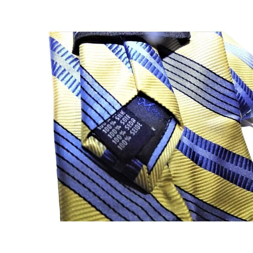 Meeting Street blue yellow