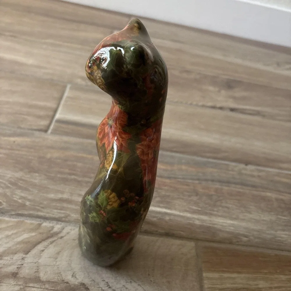 Vintage Cat Decoupage Look Poinsettia Green Floral Figurine Statue 9