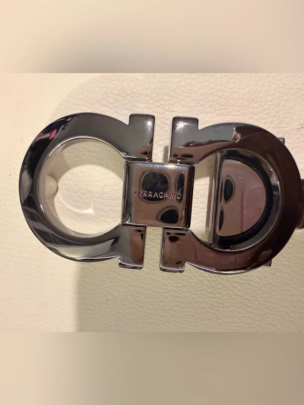Ferragamo Logo Buckle in Shiny Gunmetal