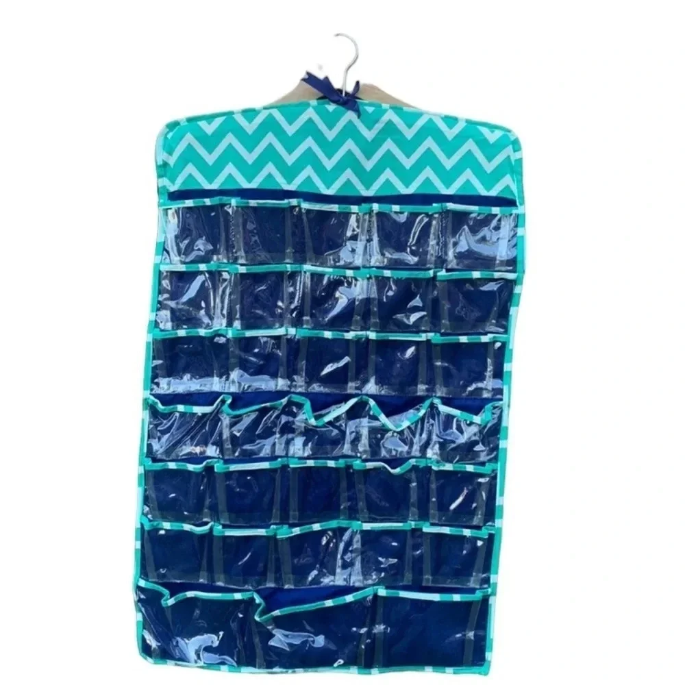 N/A jewelry holder