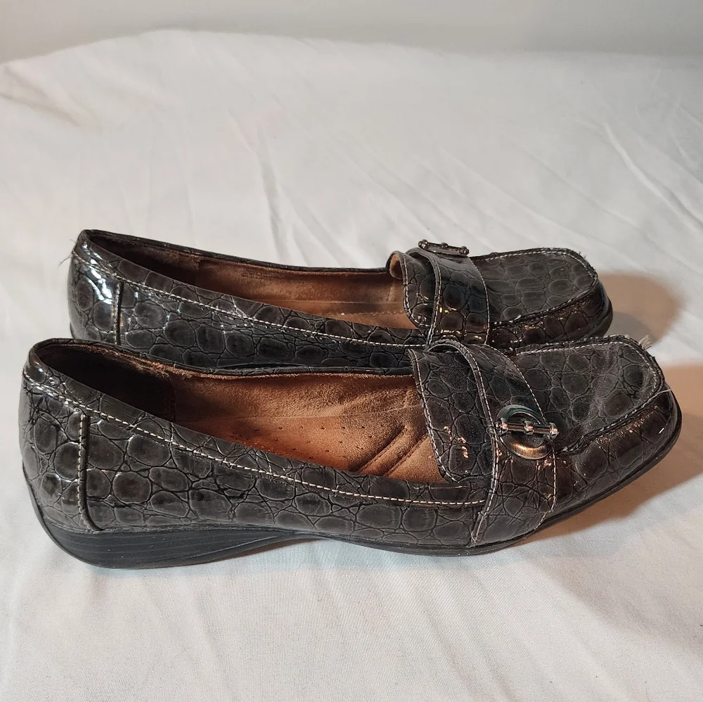Naturalizer Cedar Patent Croc Slip-on Loafer Gray Leather 10W Minor Wear