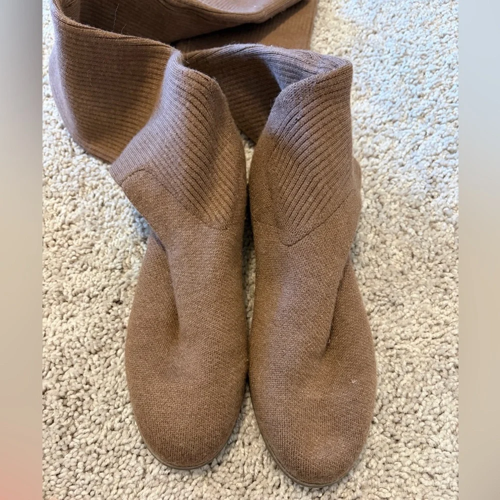 NEW VIVAIA Madeline Round-Toe Over-the-Knee Wool Boots