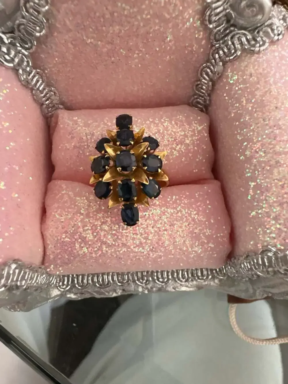 Vintage TG 14K Yellow Gold Oval Sapphire Floral Cluster Ring