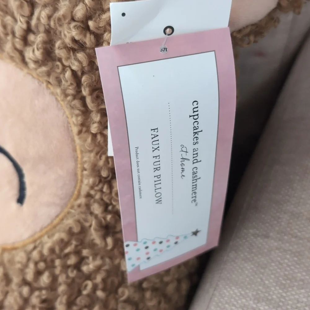 cupcakes & cashmere adorable christmas