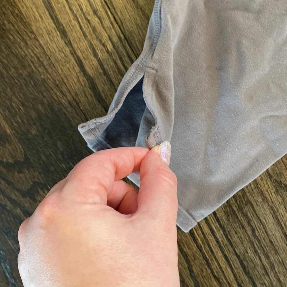 Athleta gray crop