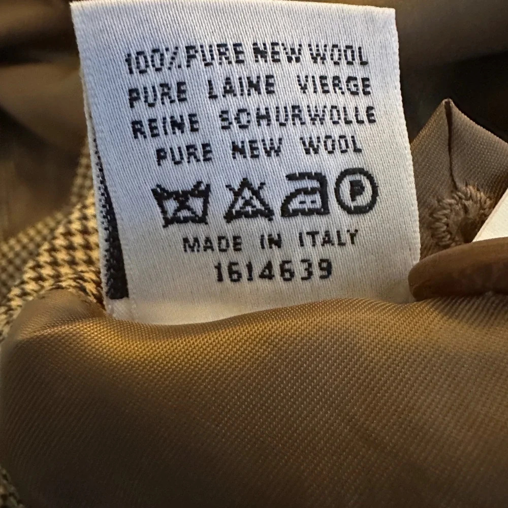 Canali this premium