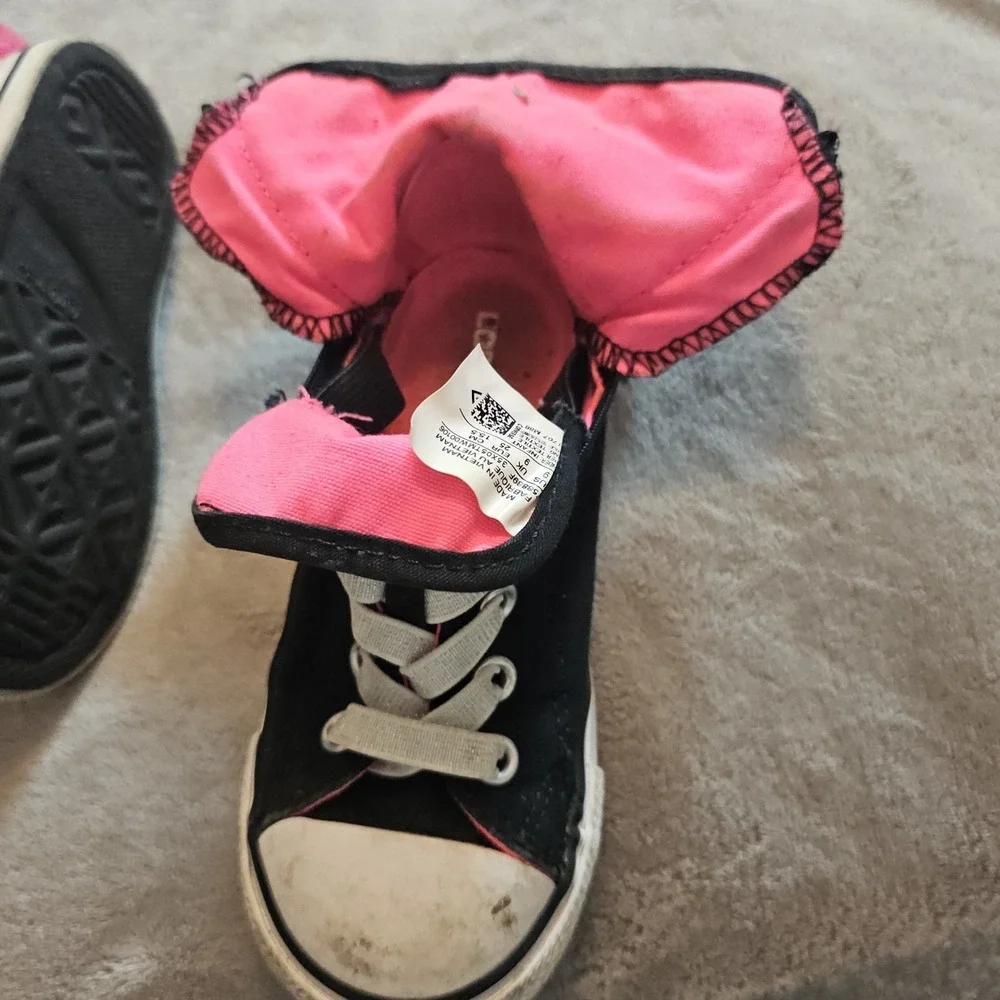 Converse product pair